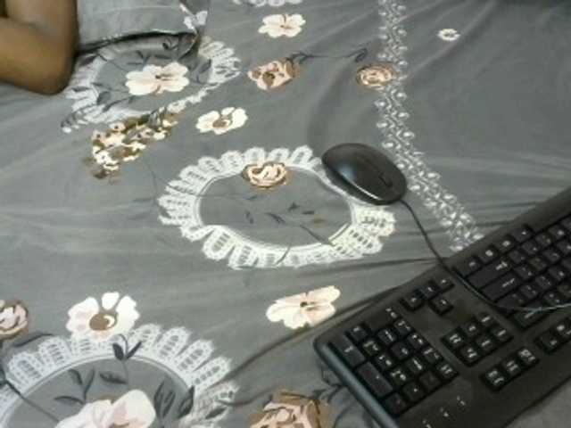 PetiteCandyy live cam preview