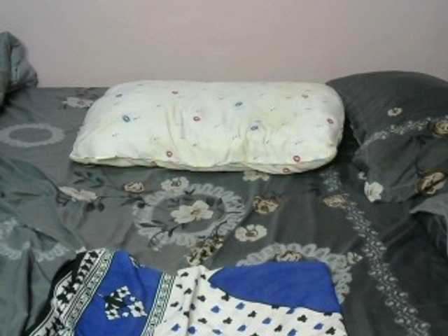 PetiteCandyy live cam preview