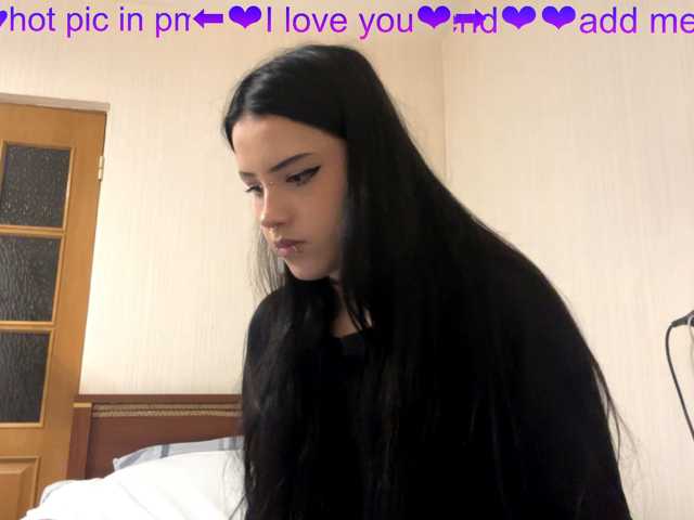 ErikaShturm live cam on BongaCams
