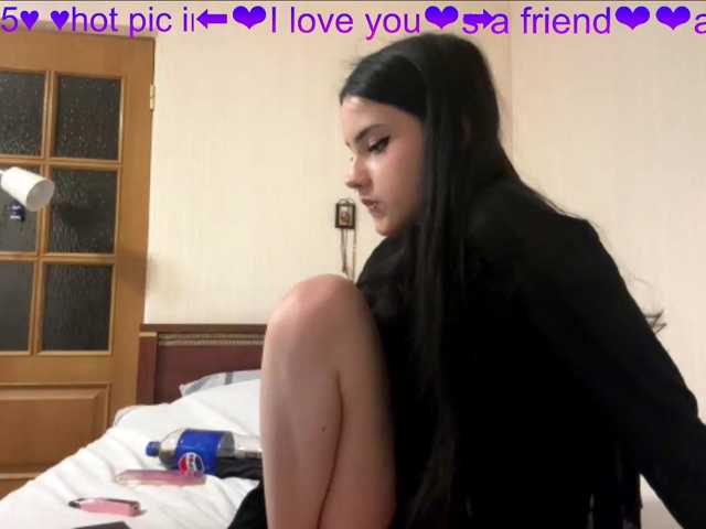 ErikaShturm live cam on BongaCams