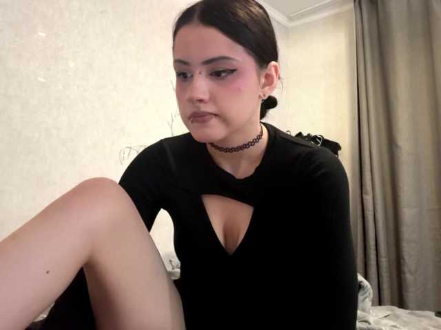 ErikaShturm live cam on BongaCams