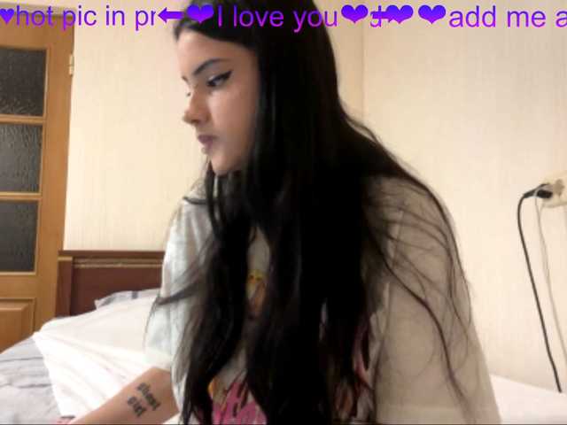 ErikaShturm live cam on BongaCams