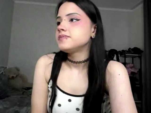 ErikaShturm live cam on BongaCams