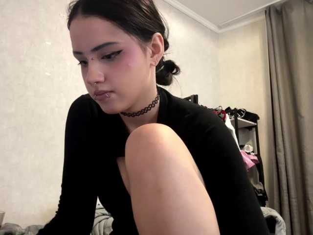 ErikaShturm live cam on BongaCams