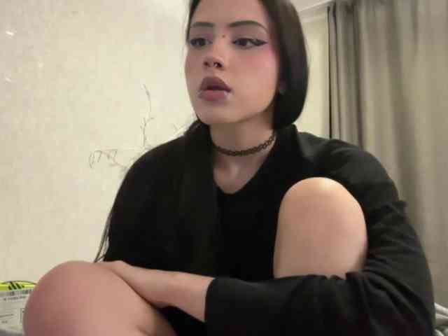 Model: ErikaShturm