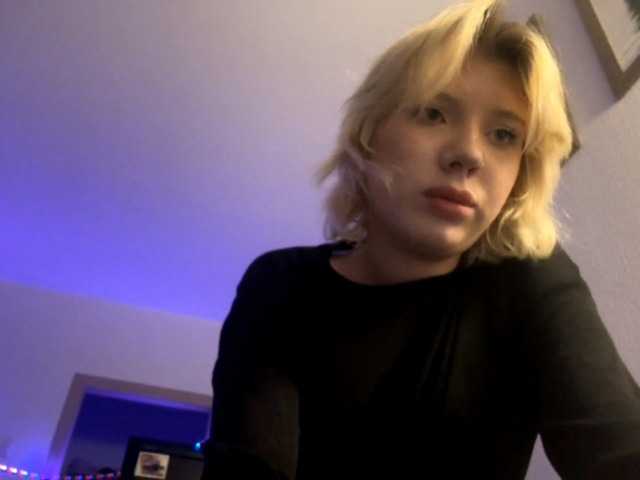 HazelKims live cam preview