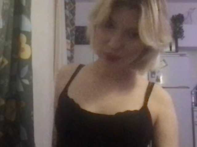 HazelKims live cam on BongaCams