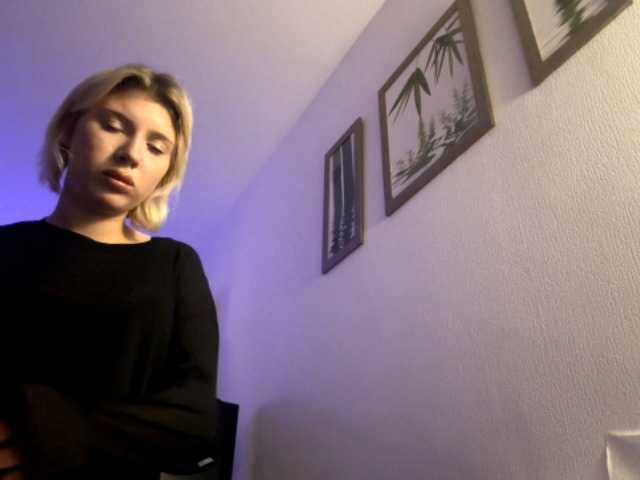 HazelKims live cam on BongaCams