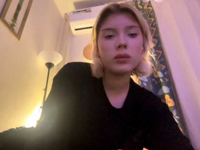 HazelKims live cam preview