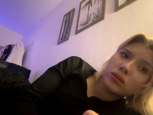 HazelKims webcam