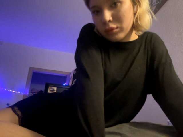 HazelKims live cam on BongaCams