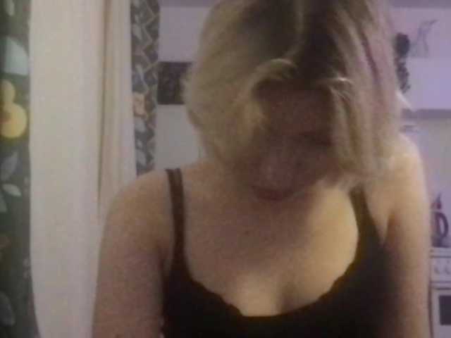 HazelKims live cam on BongaCams