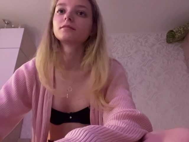 BonnyBlu live cam on BongaCams