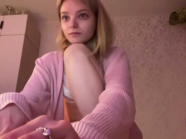 BonnyBlu live cam on BongaCams