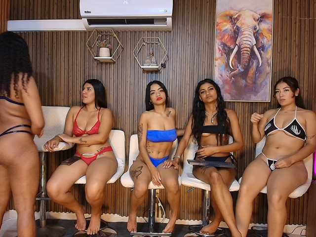 Canelasquirtxxx1 live cam on BongaCams