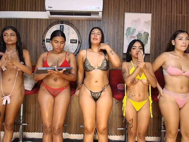 Canelasquirtxxx1 live cam on BongaCams