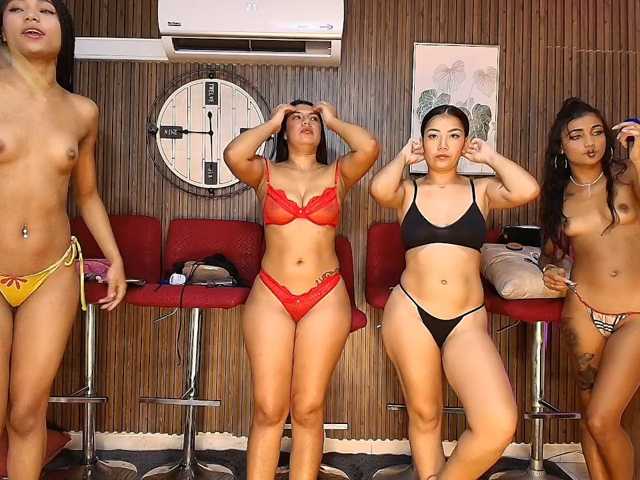 Canelasquirtxxx1 live cam on BongaCams