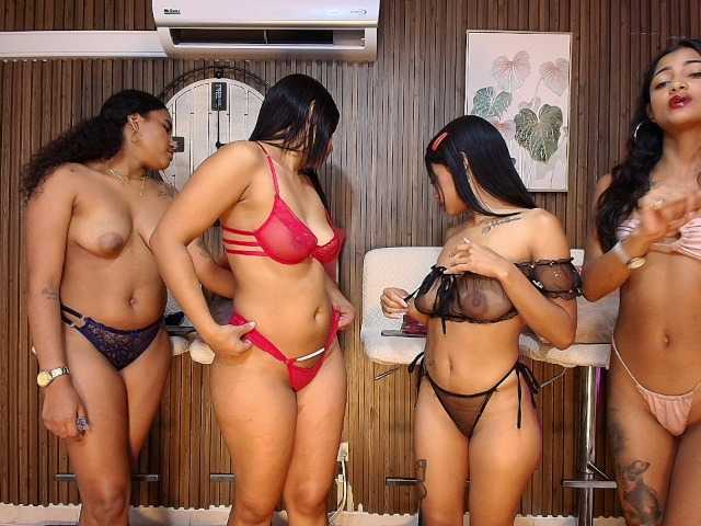 Canelasquirtxxx1 live cam on BongaCams