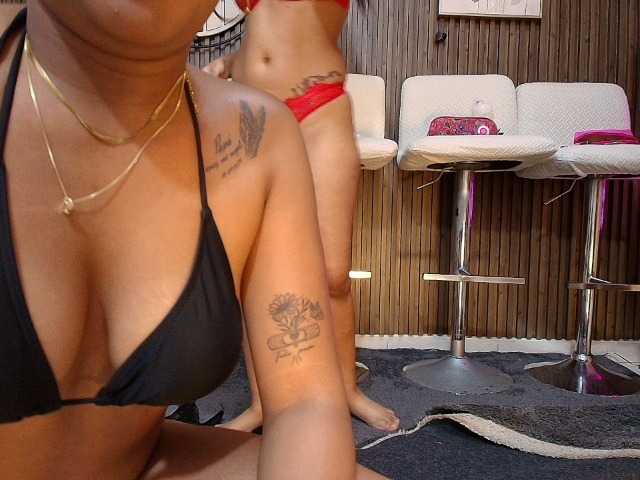 Canelasquirtxxx1 live cam on BongaCams