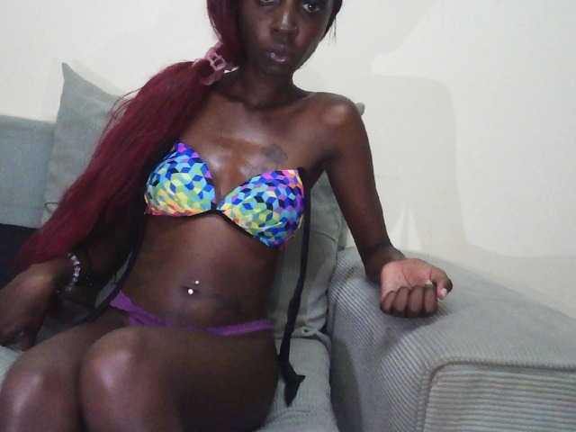 velvetshammy live cam on BongaCams