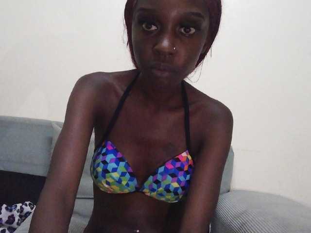 velvetshammy live cam on BongaCams
