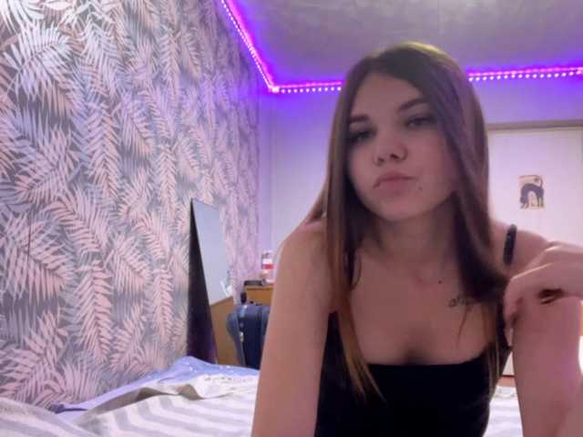 LizaKims live cam on BongaCams
