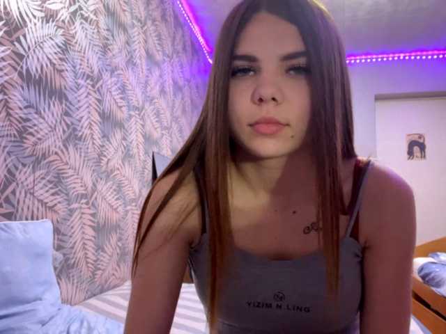 LizaKims live cam on BongaCams