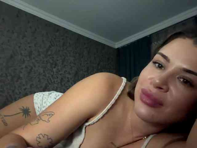 LilyKims webcam