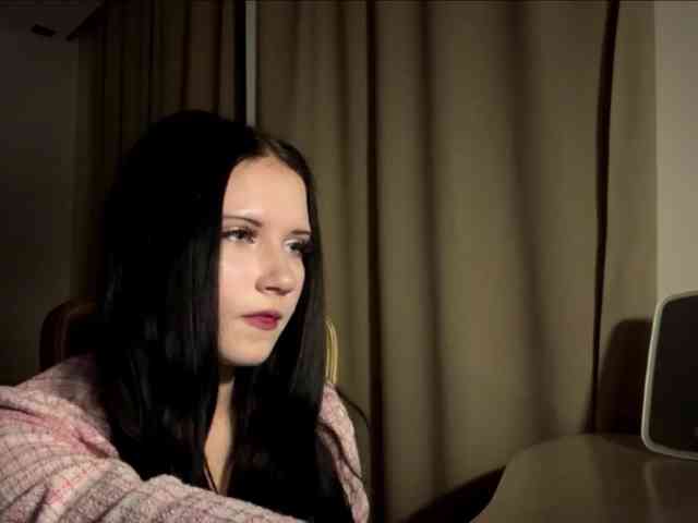 PollyTimsi webcam