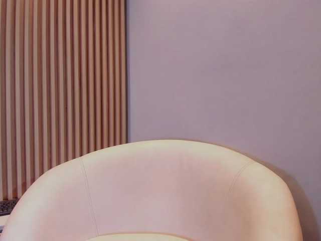 Luxliv live cam on BongaCams