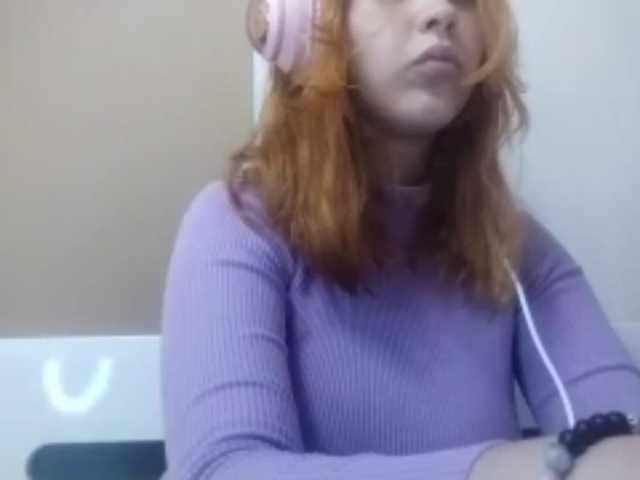 RedieLye live cam on BongaCams