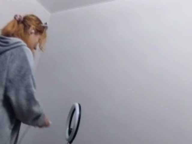 RedieLye live cam on BongaCams