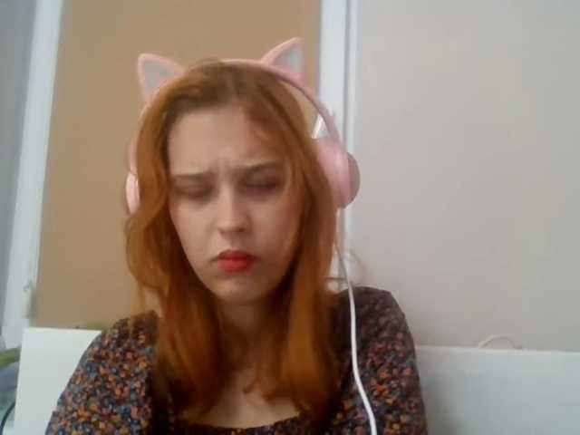 RedieLye live cam on BongaCams
