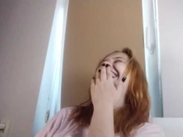RedieLye live cam on BongaCams