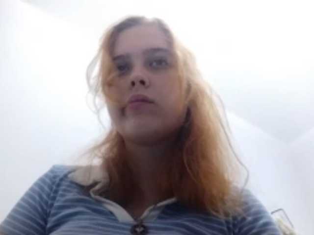 RedieLye live cam on BongaCams