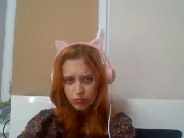 RedieLye live cam on BongaCams