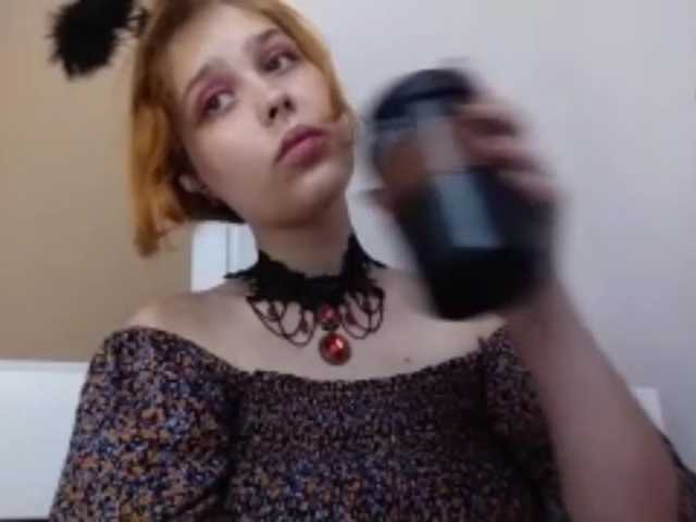 RedieLye live cam on BongaCams