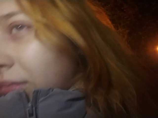 RedieLye live cam on BongaCams