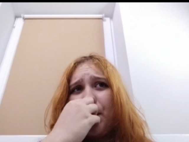 RedieLye live cam on BongaCams