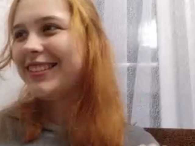 RedieLye live cam on BongaCams
