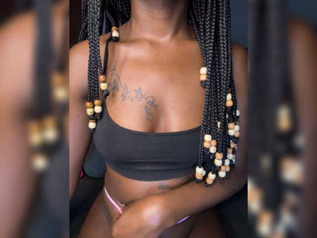 prettymahlia01