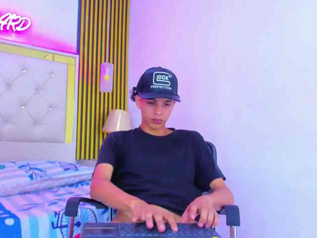 JUSTIN-SECRET