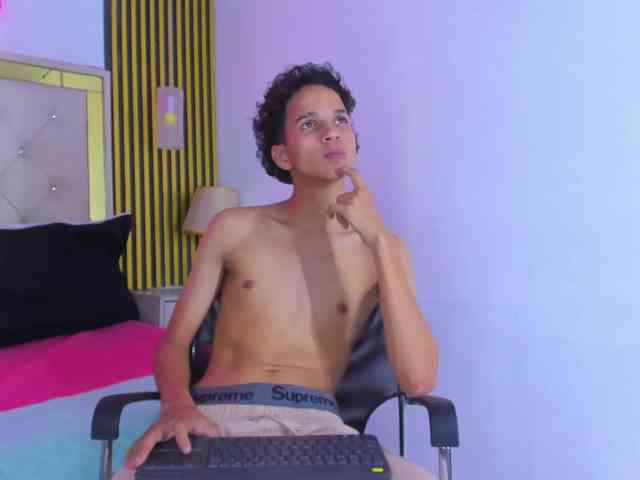 JUSTIN-SECRET