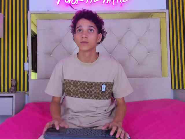 JUSTIN-SECRET