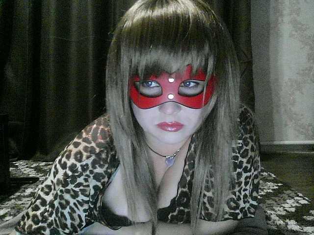 Lilugan live cam preview