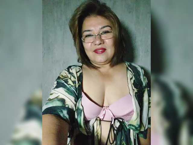 YourMommy0 Nude Live Sex Shows