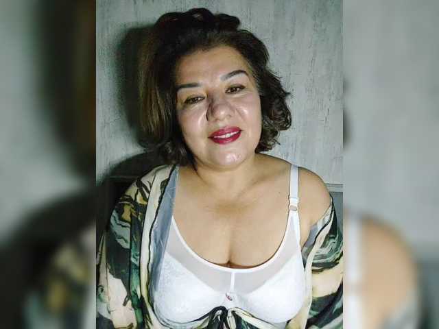 YourMommy0 webcam