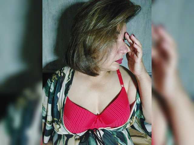 YourMommy0 live cam on BongaCams
