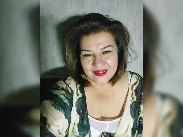 YourMommy0 live cam on BongaCams
