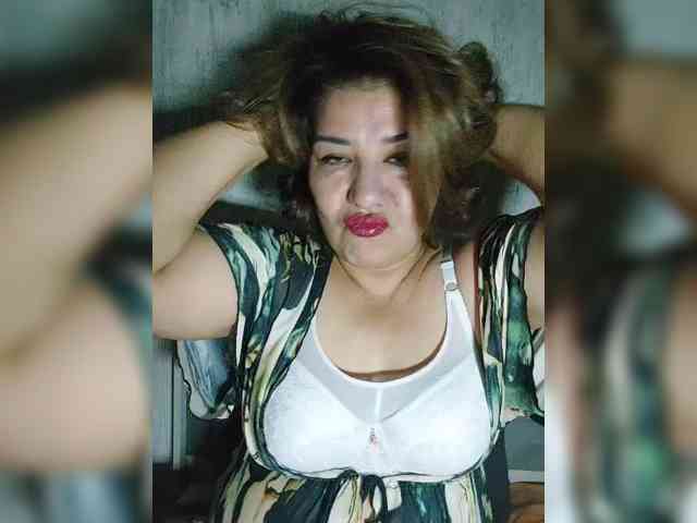YourMommy0 YourMommy0